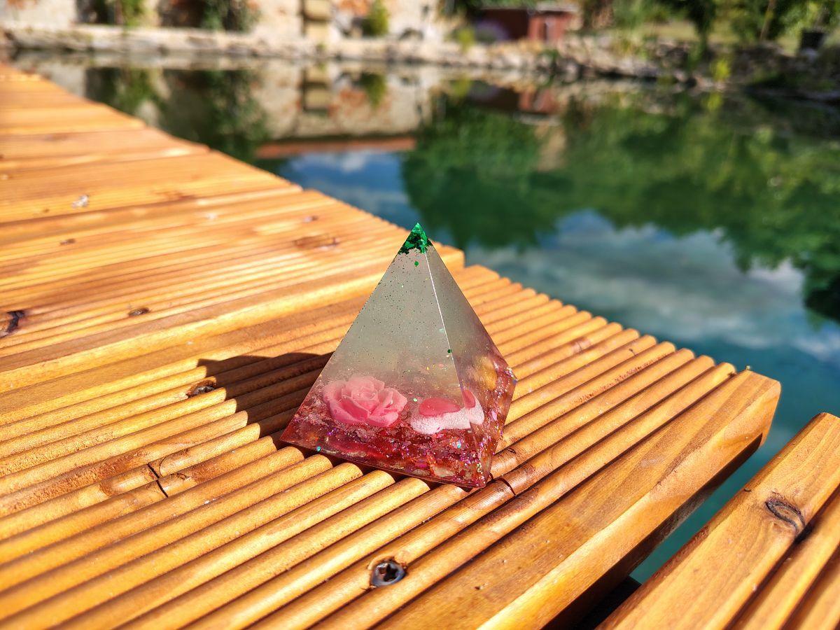 Pyramida