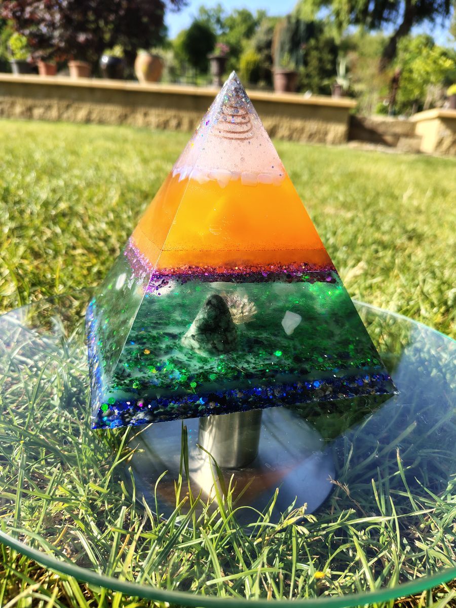 Pyramida
