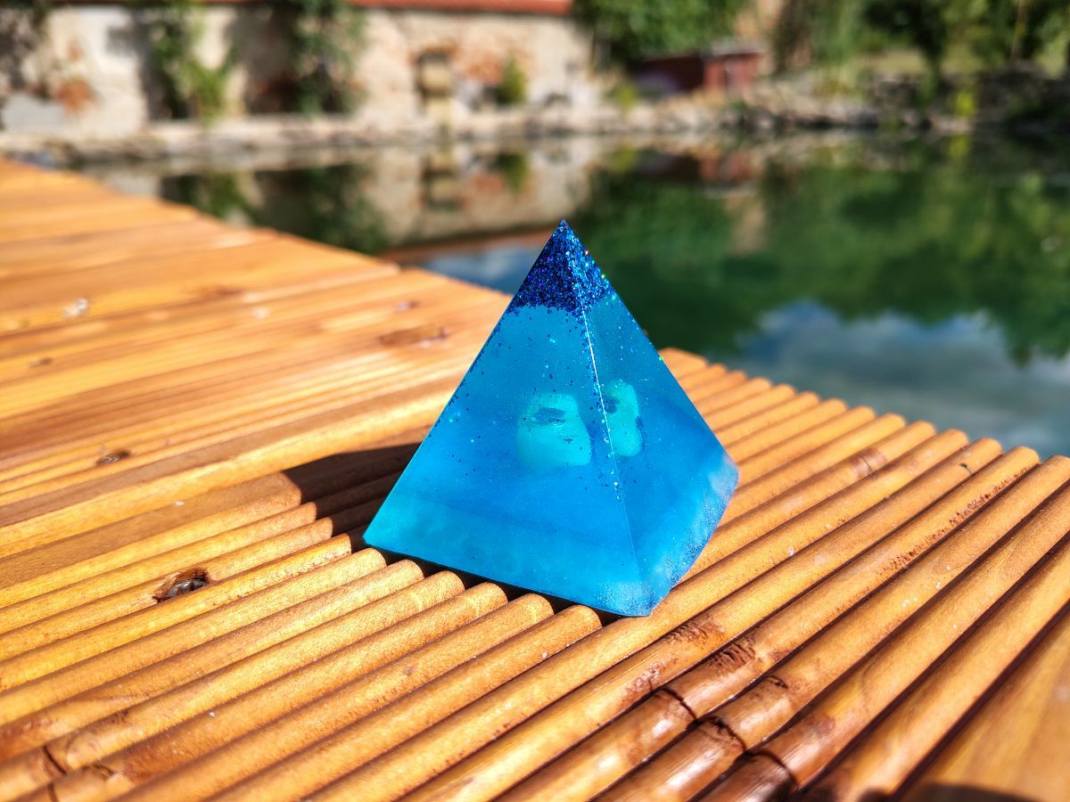 Pyramida