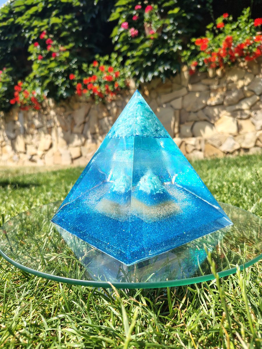 Pyramida