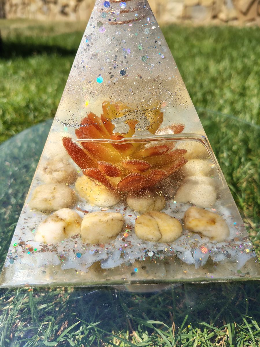 Pyramida